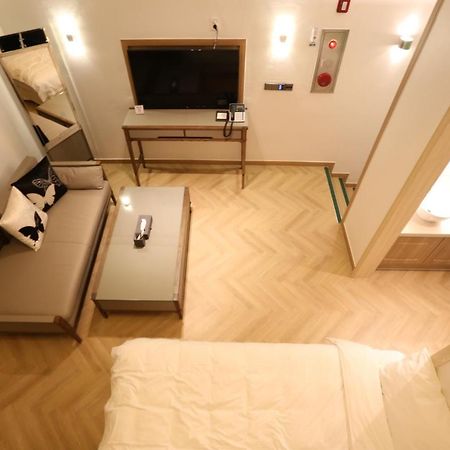Hotel Rafine Gangneung Zewnętrze zdjęcie